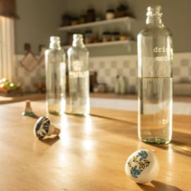 Botellas agua cristal