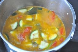 Verduras cocidas para la sopa